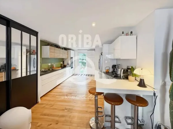 Maison 8 pièces 187 m²