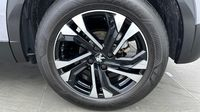 Peugeot 2008 1.2 PureTech 130ch S&S Allure Pack EAT8 — photo 11