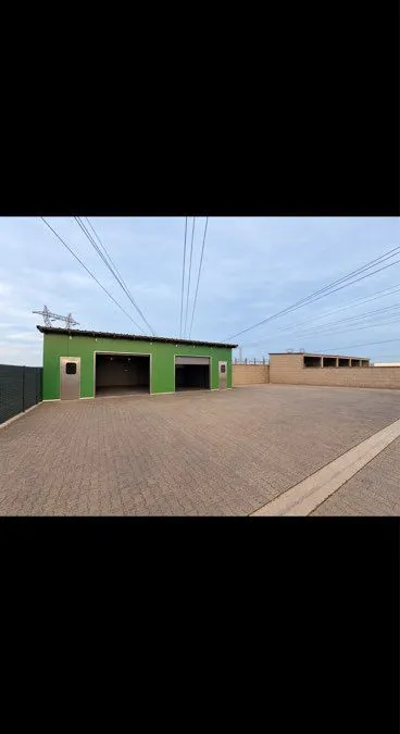 Photo 3