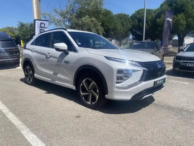 Mitsubishi Eclipse cross 2.4 mivec phev twin motor 4wd intense design — photo 26