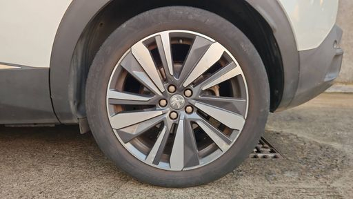 Peugeot 3008 1.2 PureTech 130 EAT6 - GT Line – 2018 – 88127 km – Essence – Boîte Automatique — photo 15