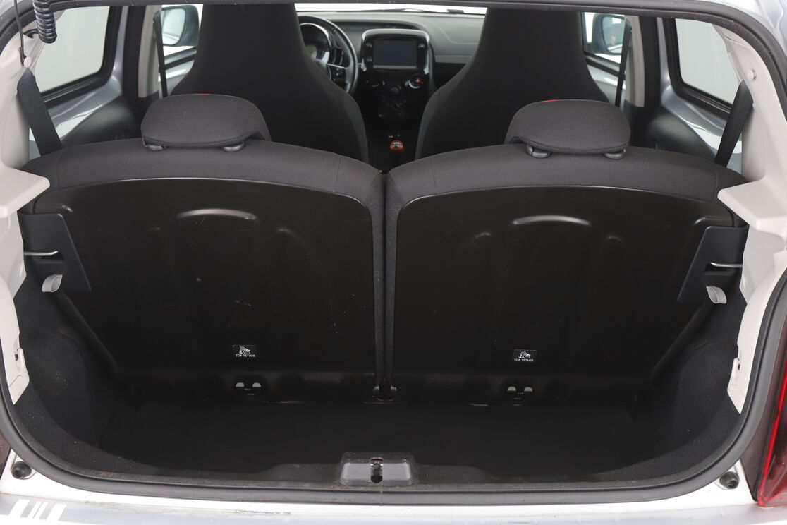 Peugeot 108 1.0 VTi Collection — photo 16