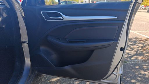 MG ZS 1.5 VTI-Tech 106 - Comfort – 2022 – 78420 km – Essence – Boîte Manuelle — photo 25