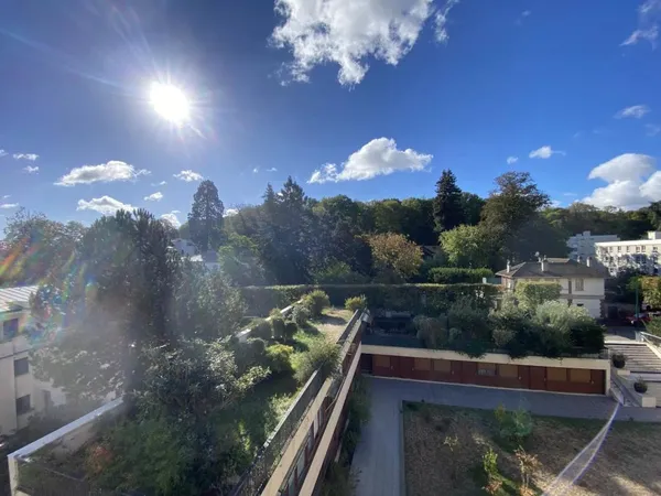 Vends t4 - 97 m² - Ville-d'Avray 92410