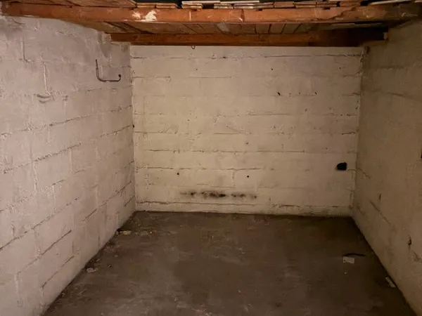 Garage et parking Location Nice 12m² 170€