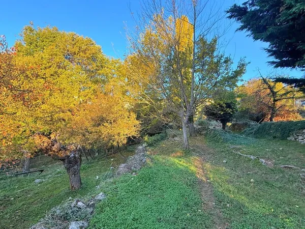 Terrain 946 m²
