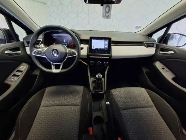 Renault Clio tce 90 — photo 21