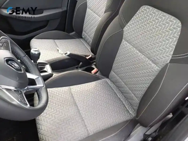 Renault Clio tce 90 — photo 9