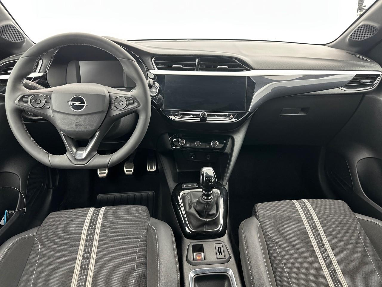 Opel Corsa 1.2 turbo 100 ch gs — photo 9
