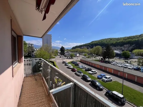 Appartement 5 pièces 93 m²