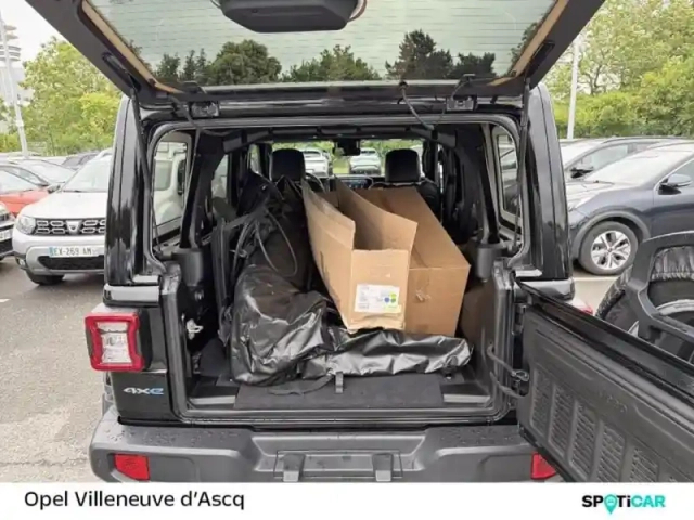 Jeep Wrangler unlimited 2.0 t 380ch 4xe sahara command trac — photo 6