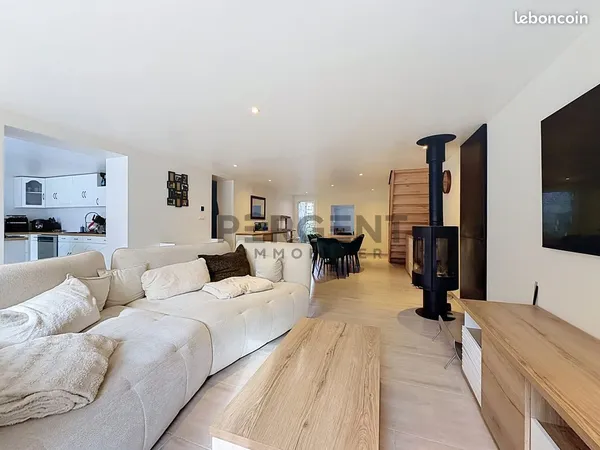 Maison 5 pièces 161 m²