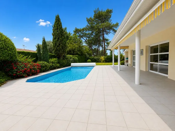 Maison de luxe 7 pièces 147 m²