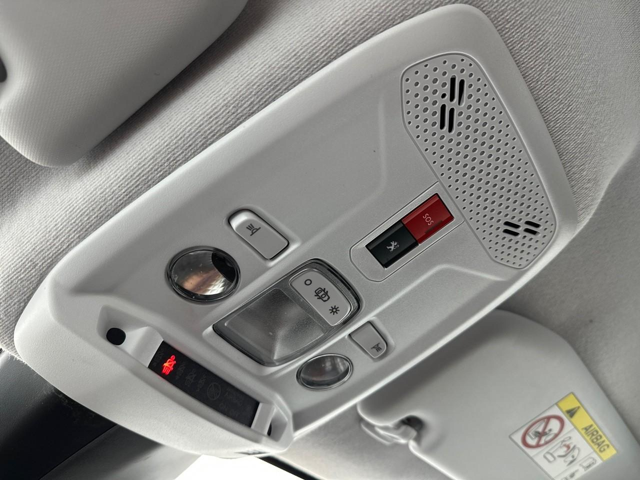 Peugeot 208 electrique 50 kwh 136ch like — photo 31