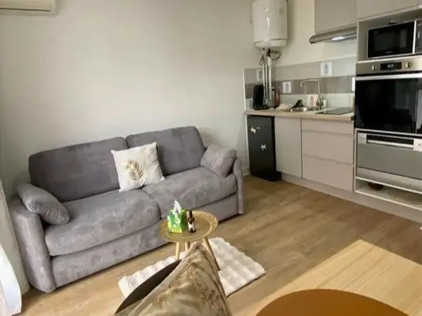 Super studio 20m2 à louer à saint Denis 97400