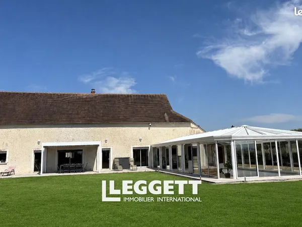 Maison 16 pièces 400 m²