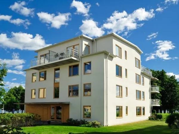 APPARTEMENT T2 BALCON SUD - MINI COPROPRIETE DE 9 LOTS - PROCHE COMMERCES