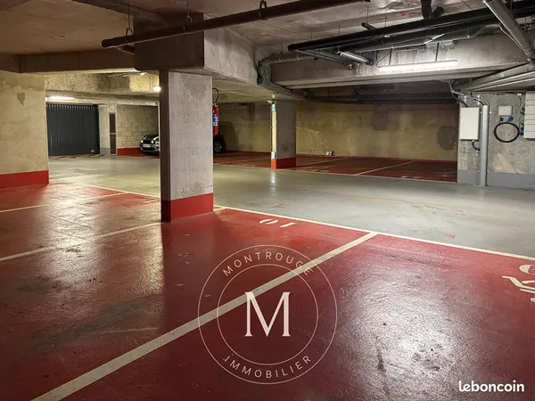 Parking/box 13 m² MONTROUGE