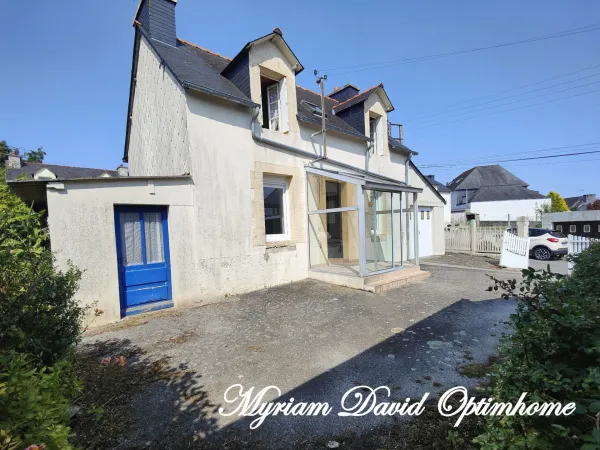 Maison à louer 2 chambres avec jardin ROSTRENEN (22)