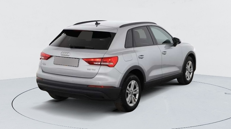 Audi Q3 — photo 7