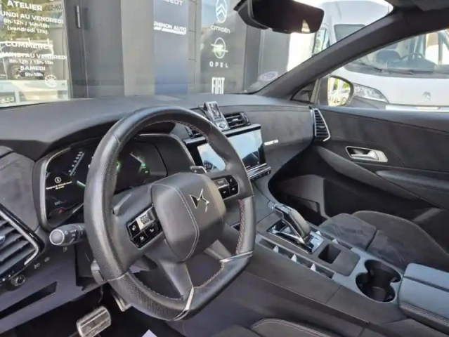 Ds Ds 7 e-tense 4x4 300 performance line + — photo 28