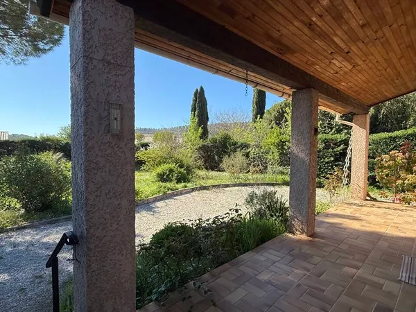 Villa F3 à vendre à Figanières (Var) – 384 700 € FAI – Terrain 1200 m² avec emplacement piscine idéa