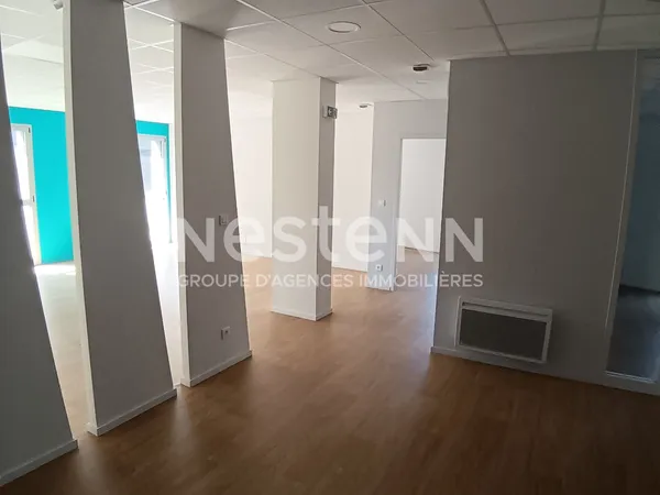 A louer, plateau de bureaux de 100m² idéalement situé dans la zone majeure de Porte Océane