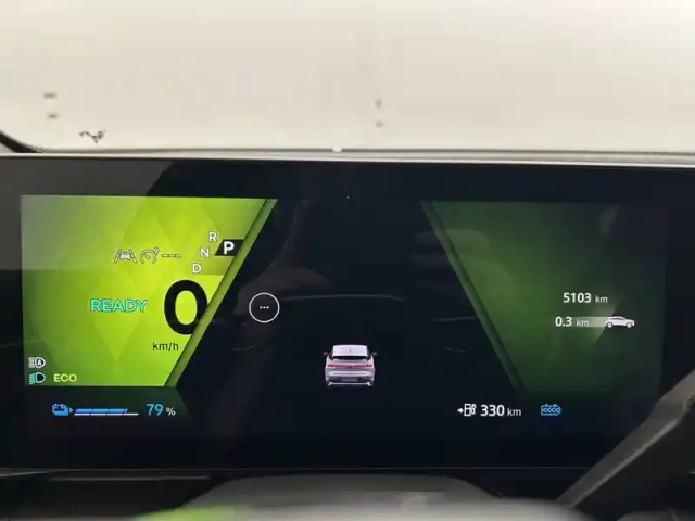 Renault Megane e-tech 220 ch autonomie confort gsr2 — photo 26