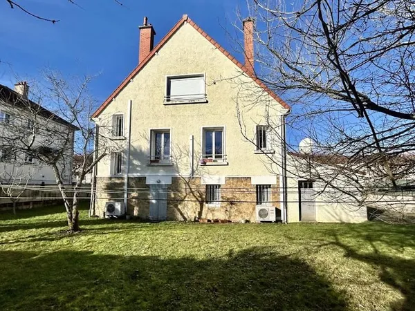 Maison 7 pièces 176 m²