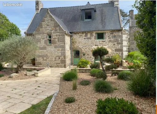 Charmante Demeure Historique - 195 m² - Terrain environ 3000 m² - Lanildut (29840)