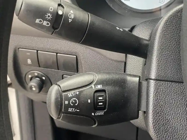 Peugeot Partner ii bluehdi 100 active — photo 8