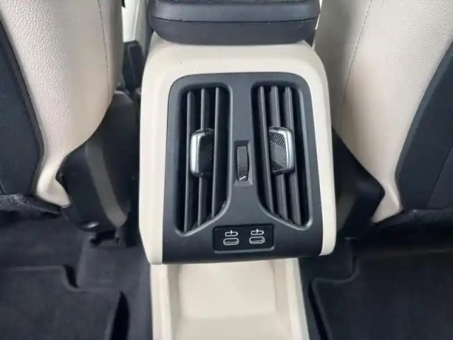 Bmw Serie 2 série 2 activetourer 218i 136ch luxury dkg7 — photo 12
