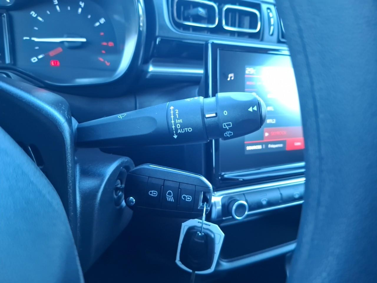 Citroën C3 1.2 puretech 83ch s&s shine — photo 17