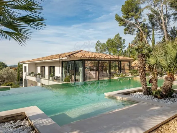 Éguilles Propriete Contemporaine Et Prestations Haut De Gamme