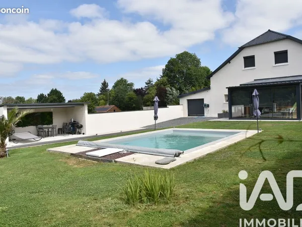 Propriété 5 pièces 163 m²