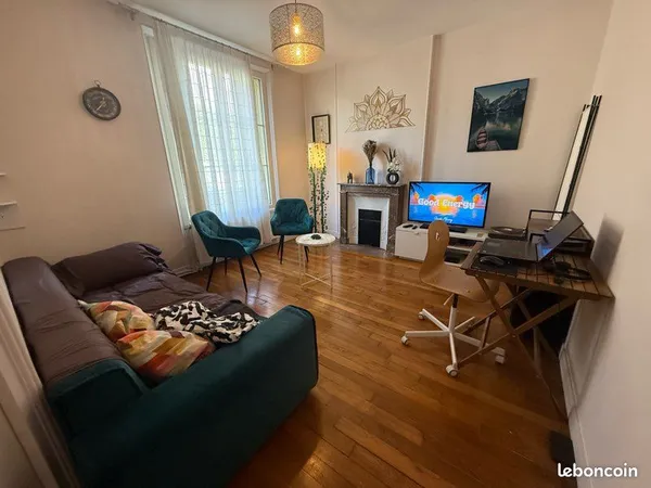Chambre en colocation privé pour femme