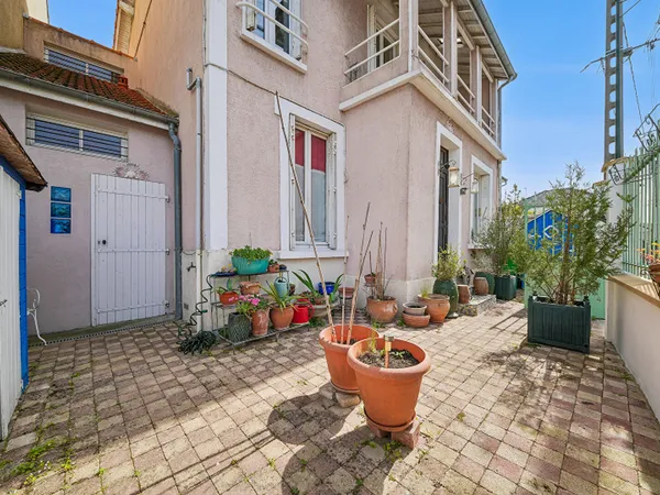 Savigny-sur-Orge | Quartier Coteau | Maison avec jardin et appartement indépendant