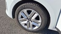 Renault Clio 1.5 Blue dCi 100ch Evolution - 24 — photo 11