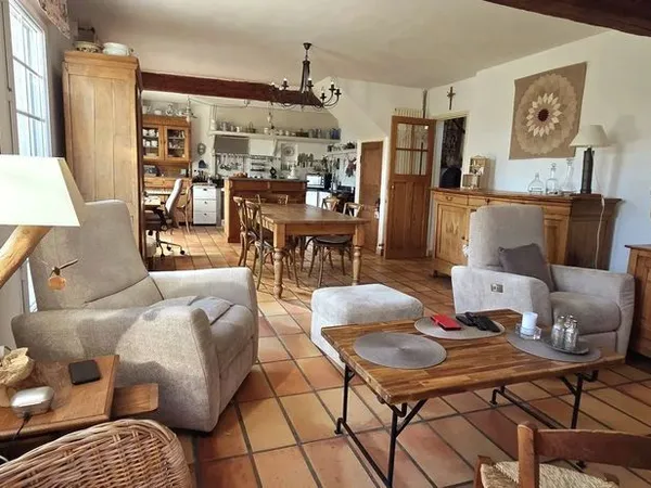 Maison GROFFLIERS avec gîte