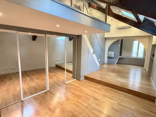 Studio / Loft d'exception au pied du Panthéon
