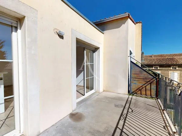 Appartement avec balcon et parking à Carcassonne