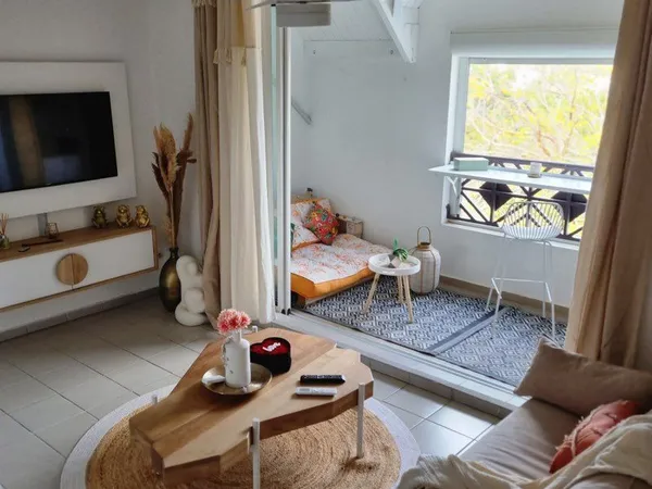 T2 duplex meublé climatisé - terrasse, piscine - Le gosier