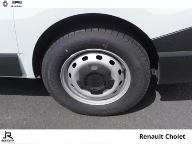 Renault Trafic fg l1h1 3t e-tech ac22 advance -24 — photo 8