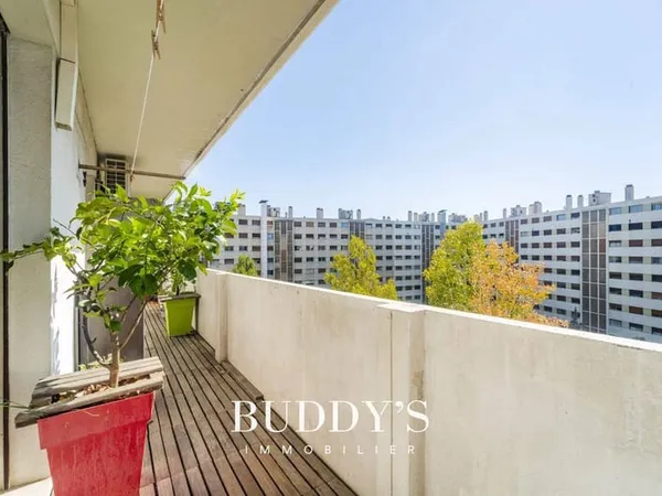 Appartement 7 pièces 64 m²