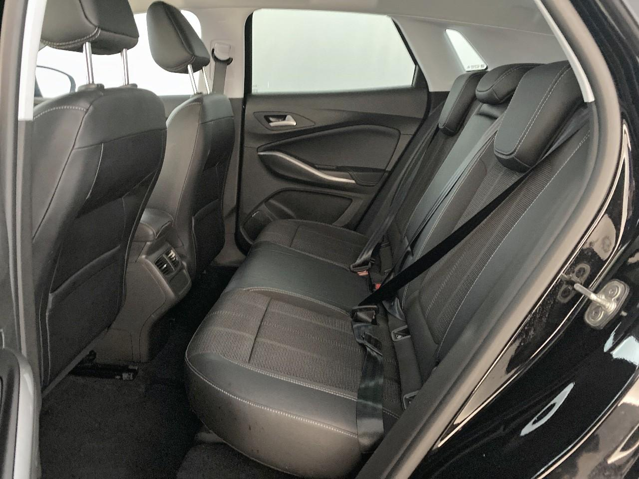 Opel Grandland 1.2 turbo hybrid 136 ch e-dct6 gs — photo 10