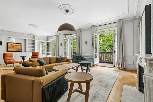 Appartement 259 m²
