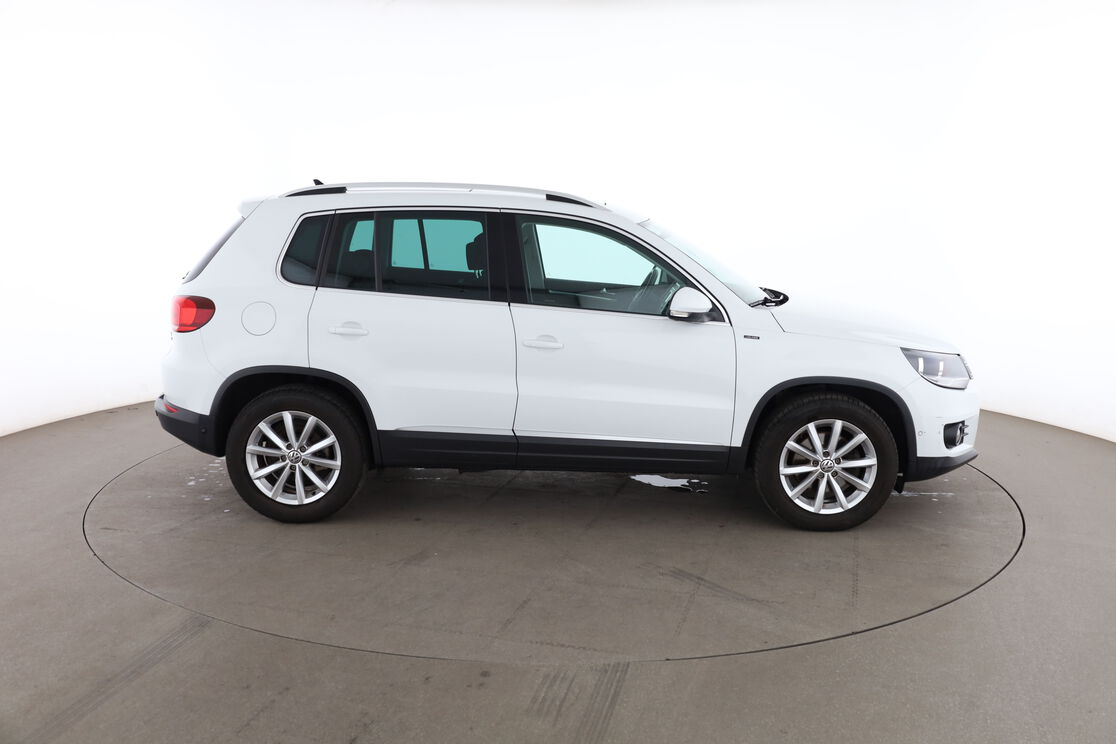 Volkswagen Tiguan 2.0 TDI BlueMotion Tech Lounge — photo 6