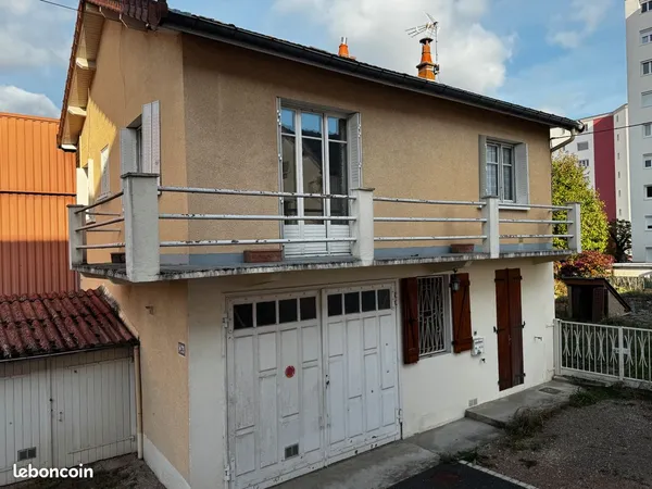 Maison CHALON proche commodités