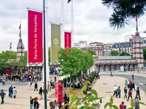 Hôtel 305 m²