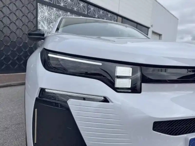 Citroën C5 Aircross hybride rechargeable 225 ch e-eat7 — photo 16